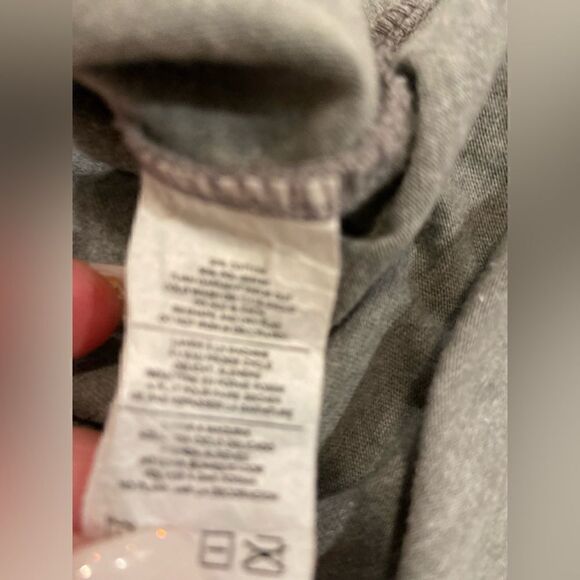 Harley Davidson Womens Long Sleeve Shirt Gray Silver BLING Logo SKULLS Pullover - Picture 9 of 10